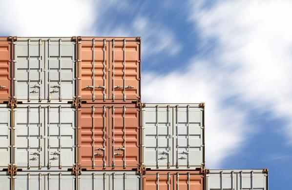 青島貨代在國際貿(mào)易發(fā)展中的地位如何？提供哪些服務？