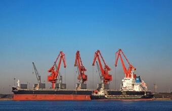 進(jìn)口報(bào)關(guān)是貨物通過(guò)海關(guān)出入境的行為定義