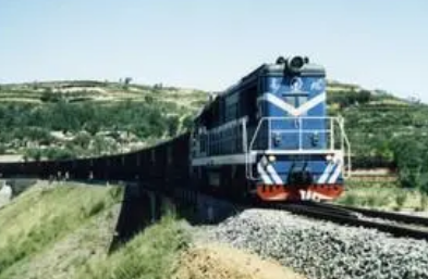 中老鐵路的建設遇到了哪些困難？它將會給國際貨運代理業帶來什么？